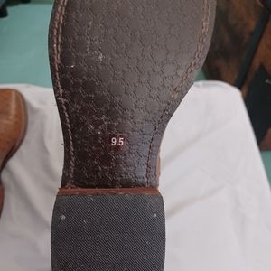 Smoky mountain cowboy boots.